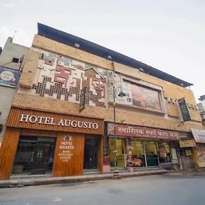 Augusto *** Varanasi