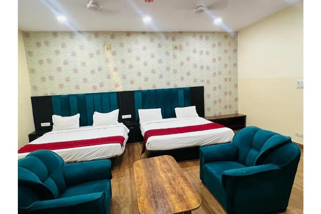 Hotel S V Grand Varanasi