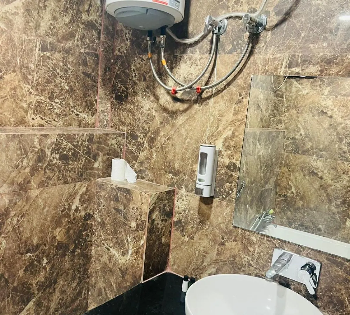 ***  Hotel S V Grand Varanasi India