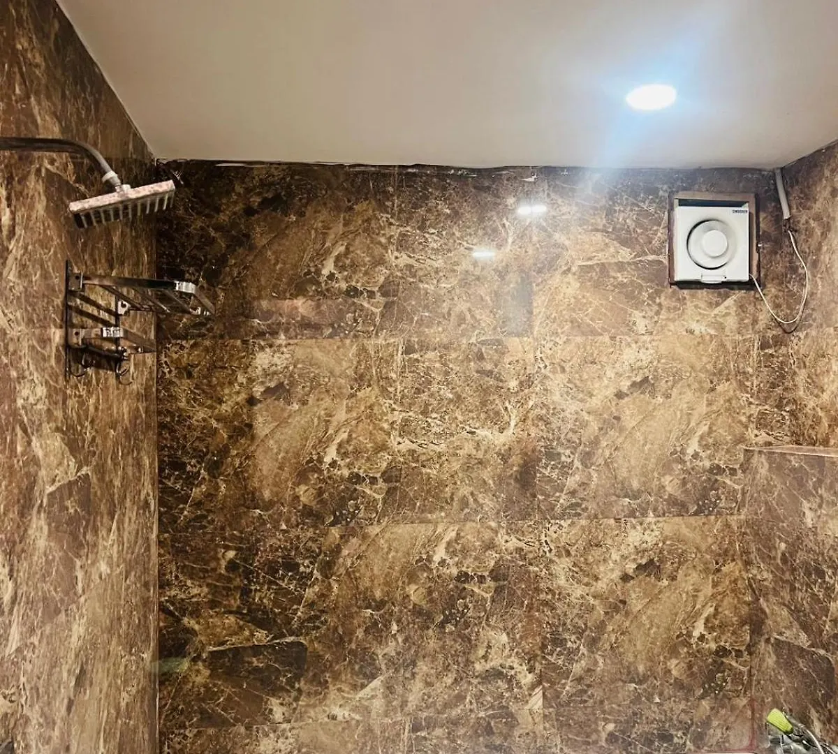 Hotel S V Grand Varanasi